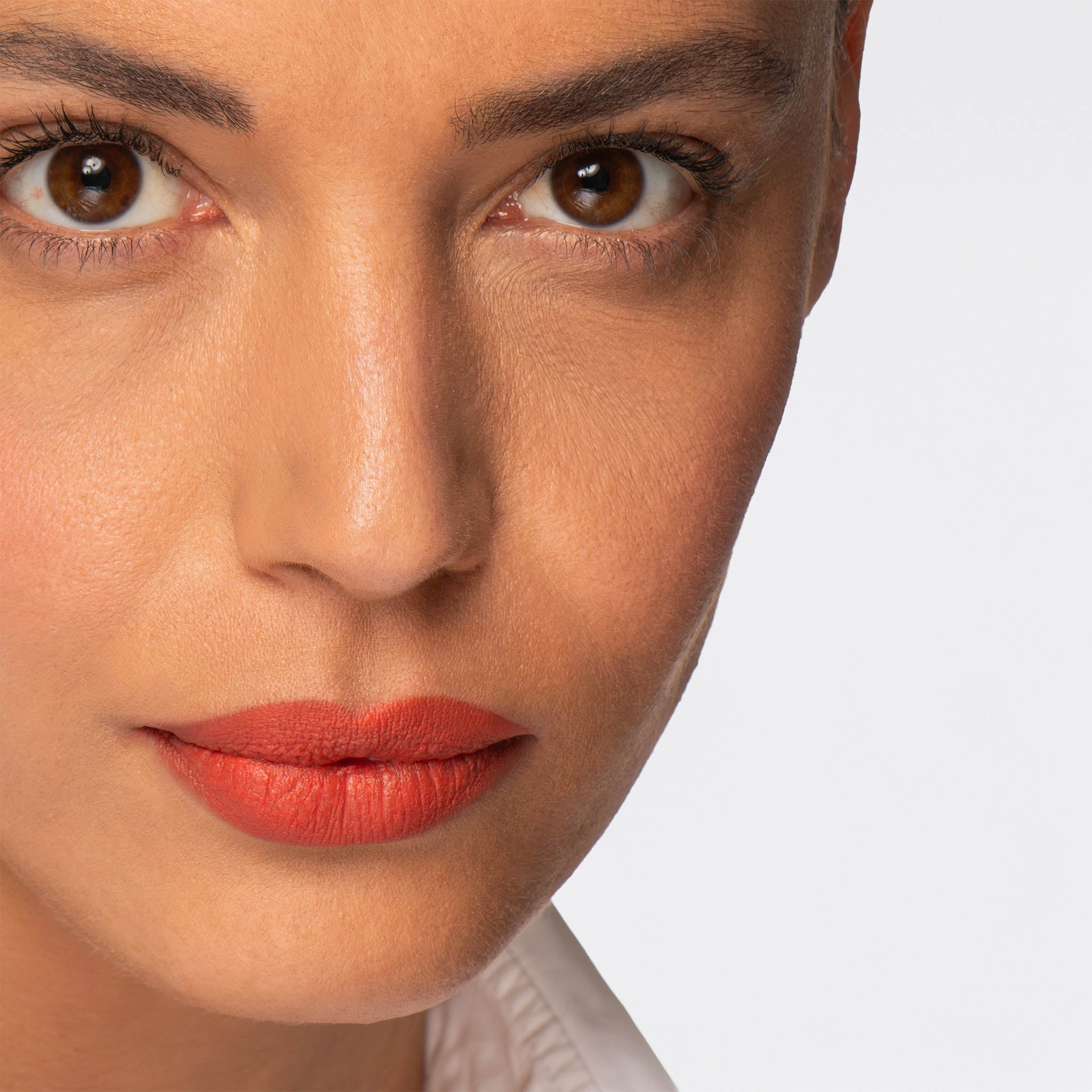 Matte Velour Lipstick - Sunset Boulevard - photo 4 Matte Velour Lipstick - Sunset Boulevard