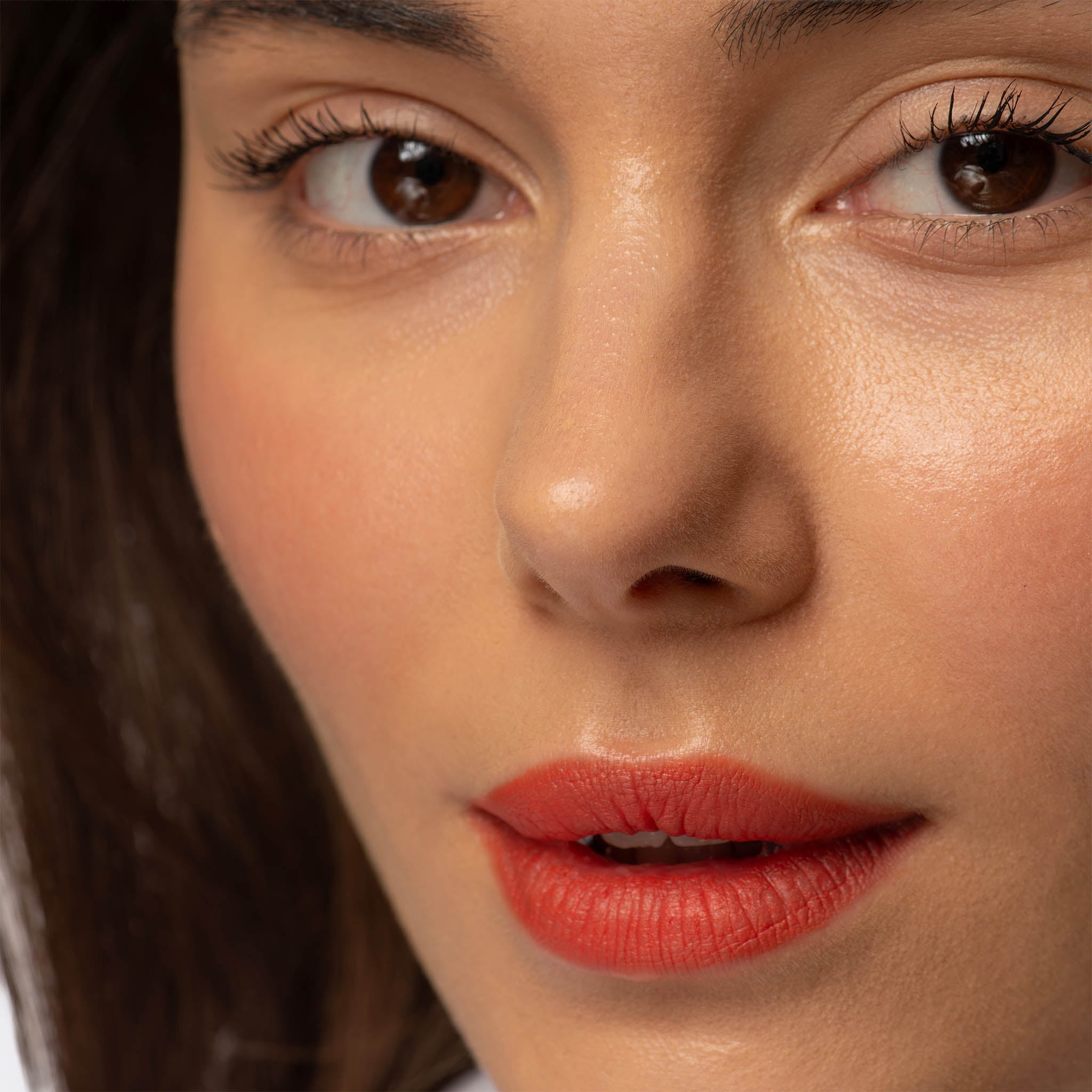Matte Velour Lipstick - Sunset Boulevard - photo 5 Matte Velour Lipstick - Sunset Boulevard