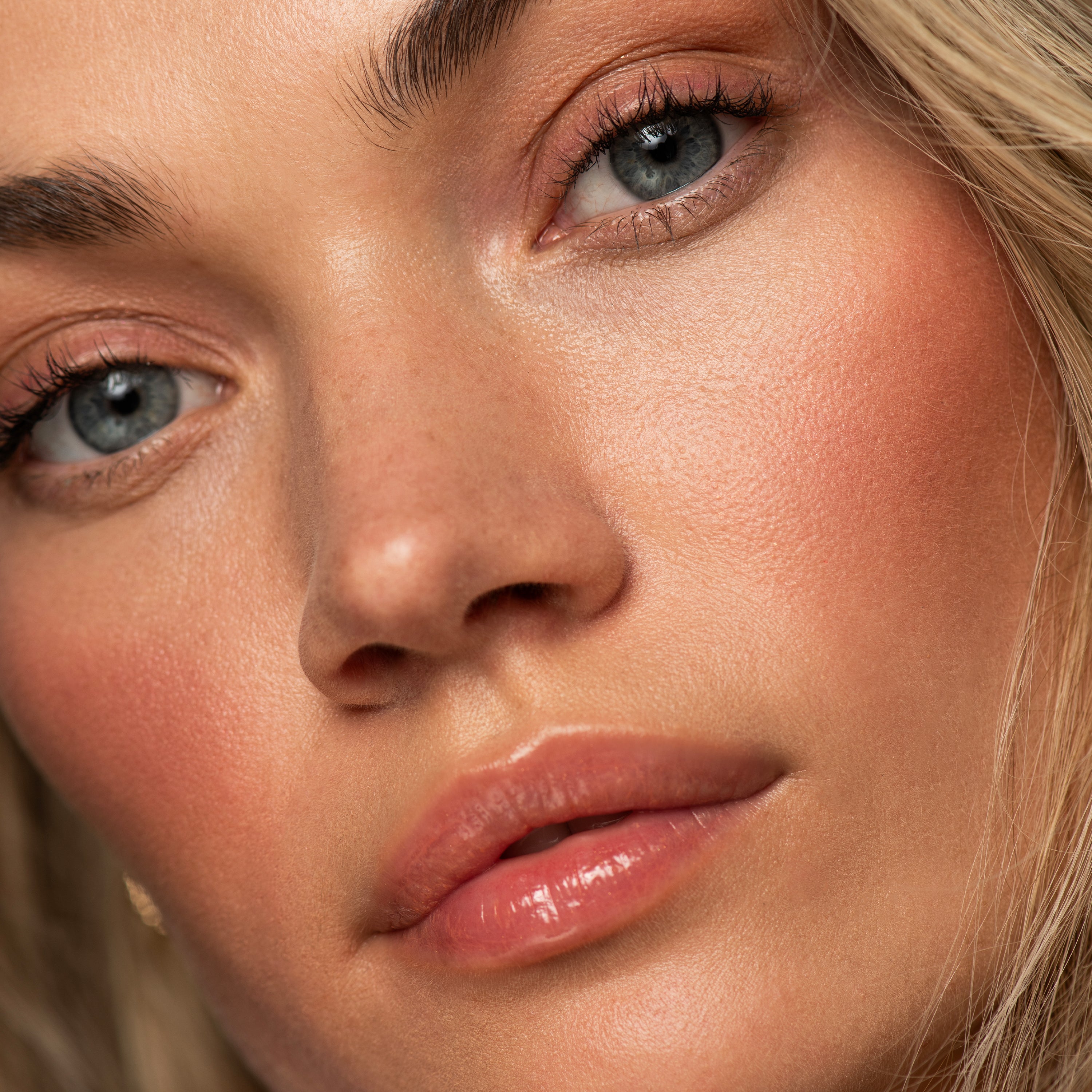 Glazé Universal Lip Gloss - Cotton Kiss